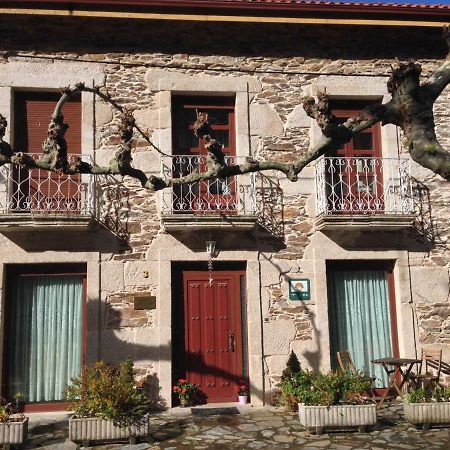 Casa Alpargateiro Guest House Os Peares Exterior photo